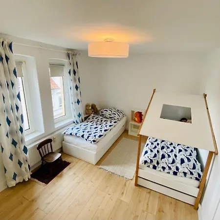 Cute Apartment - Detmold City Center - Large Kitchen, Bath, South Facing Balcony - Free Parking And Wifi Exterior photo