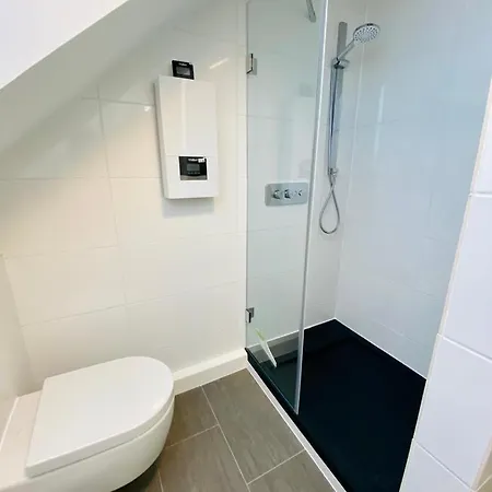 Cute Apartment - Detmold City Center - Large Kitchen, Bath, South Facing Balcony - Free Parking And Wifi Exterior photo