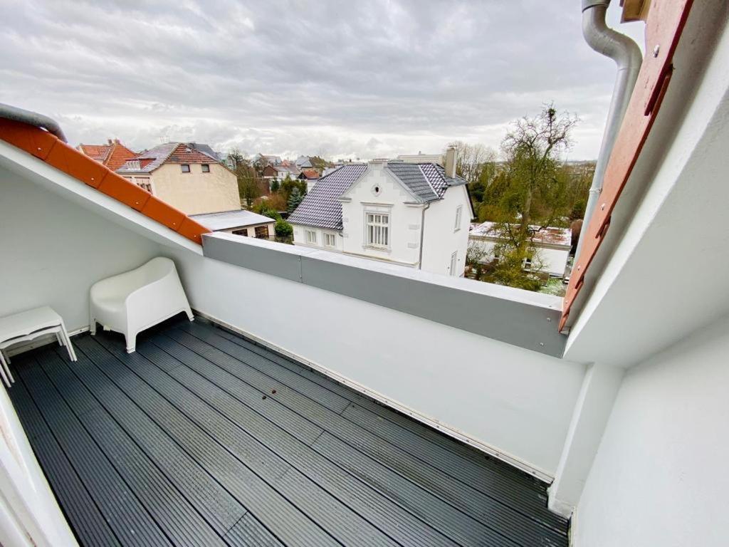 Cute - Center - Large Kitchen, Bath, South Facing Balcony - Free Parking And Wifi * Detmold