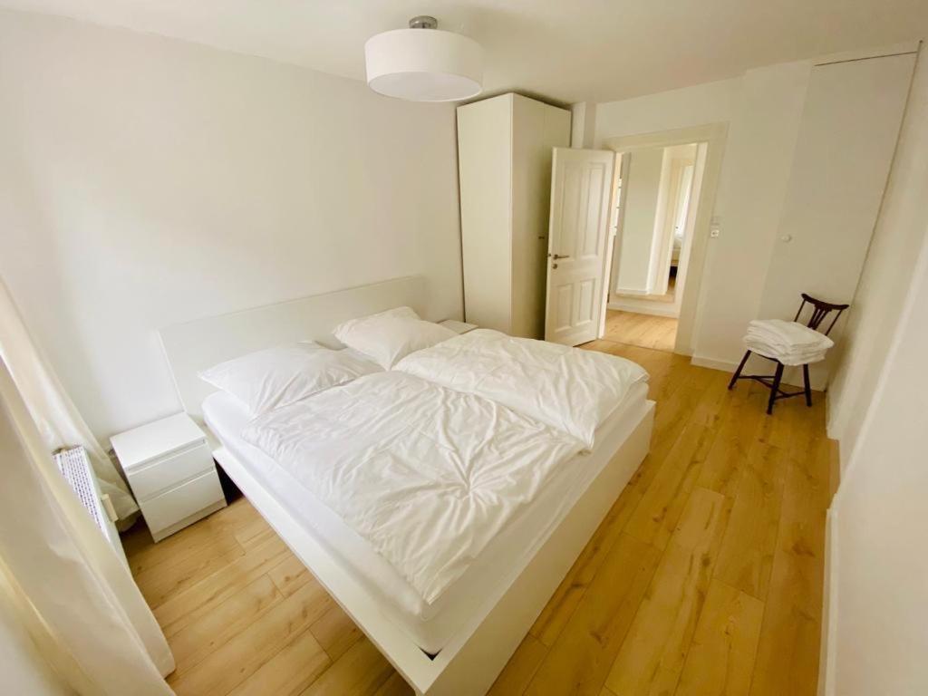 Apartment Cute - Center - Large Kitchen, Bath, South Facing Balcony - Free Parking And Wifi Detmold